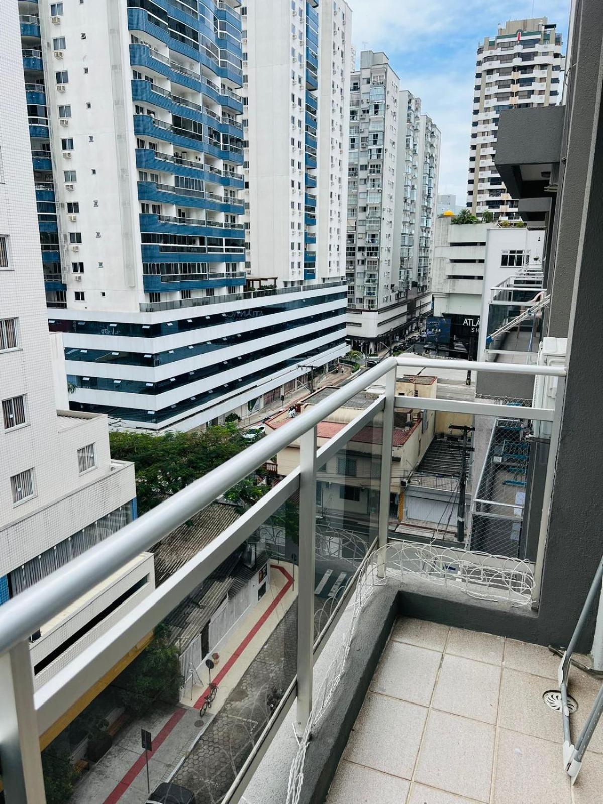 Apartamento 2 Quartos, Centro Balneario Camboriu, Internet Free Apartment Bagian luar foto